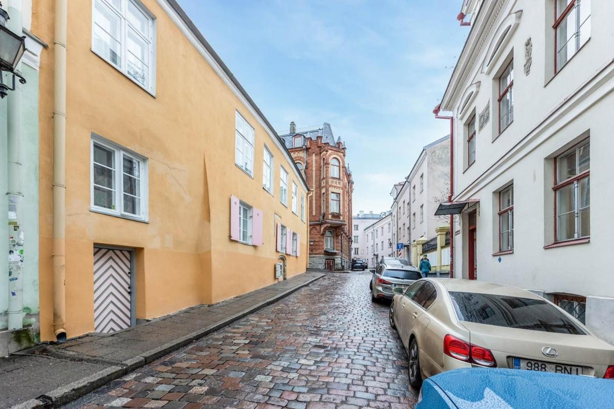 Cozy Nest In The Old Town Huoneisto *